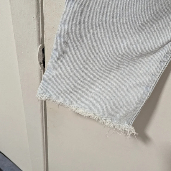 Levis Premium 501 Original Fit Cropped  Jeans women's - Picture 4 of 11